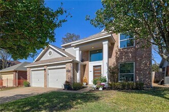 4602 Everest Ln in Austin, TX - Building Photo - Building Photo