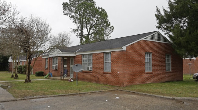 E SIMCOE STREET in Lafayette, LA - Building Photo - Building Photo