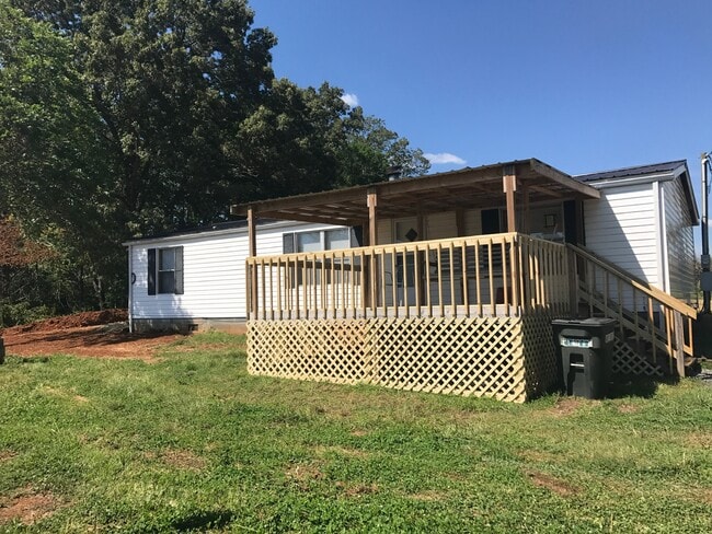 property at 669 W Vinegar Valley Rd
