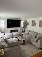 580 W Wolcott Ave in Windsor, CT - Building Photo - Building Photo
