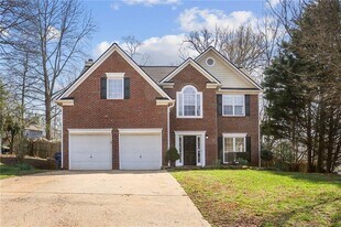 1050 Dogwood Park Dr in Lawrenceville, GA - Building Photo