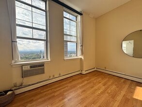 124 Court St in New Haven, CT - Foto de edificio - Building Photo