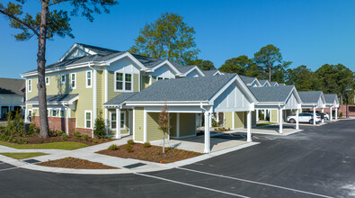 Barclay Place Apartments in Wilmington, NC - Building Photo - Building Photo