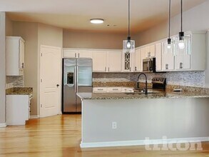 2725 Sedgeview Way NE in Buford, GA - Building Photo - Building Photo