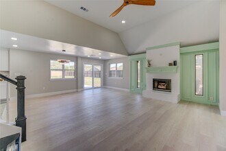 1901 Canyon Creek Ct in Pearland, TX - Building Photo - Building Photo