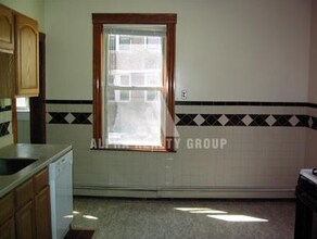 132 Glenville Ave, Unit 1 in Boston, MA - Building Photo - Building Photo