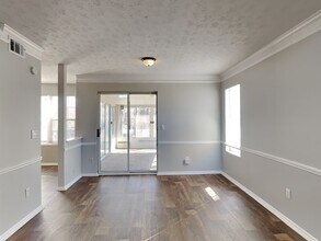 2446 Kentwell Ln in Decatur, GA - Building Photo - Building Photo