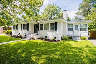 1508 Hollyberry Ln in West Columbia, SC - Building Photo - Building Photo