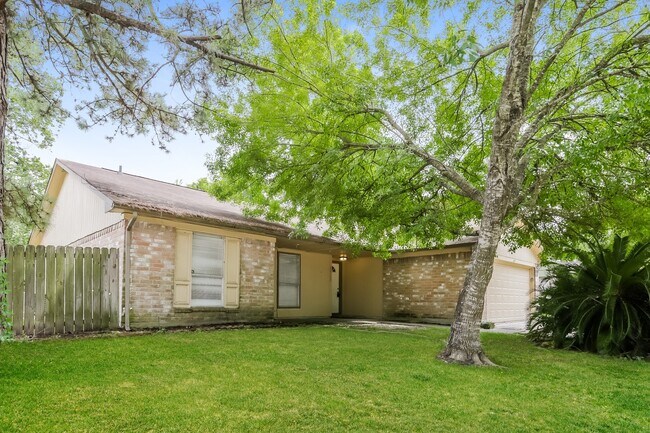 20142 Misty Pines Dr in Humble, TX - Building Photo - Building Photo