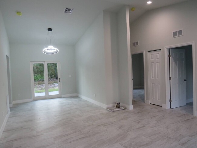 6503 Burkett Ave in Sebring, FL - Building Photo - Building Photo