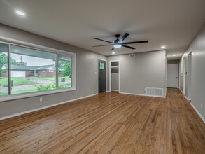 4729 Baylor Dr in Bartlesville, OK - Building Photo - Building Photo