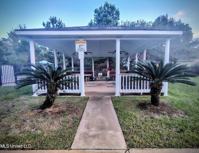 property at 5080 Gautier Vancleave Rd