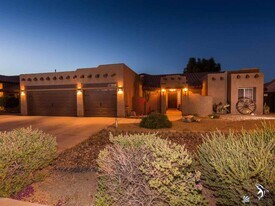 8166 E Lorenzo Ln in Yuma, AZ - Building Photo