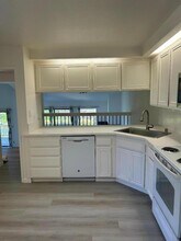 10 Pyrola Ln in San Carlos, CA - Building Photo - Building Photo