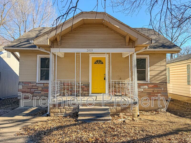 2419 S Vermont Ave in Independence, MO - Building Photo