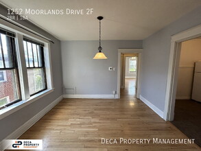 1252 Moorlands Dr in Richmond Heights, MO - Building Photo - Building Photo