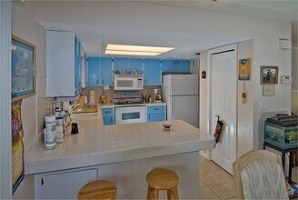 13123 Little Farms Dr in Spring Hill, FL - Foto de edificio - Building Photo