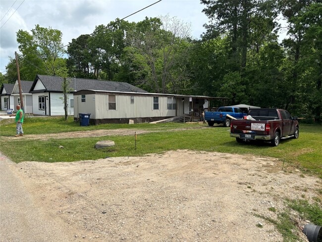 11440 Underwood St in Willis, TX - Building Photo - Building Photo