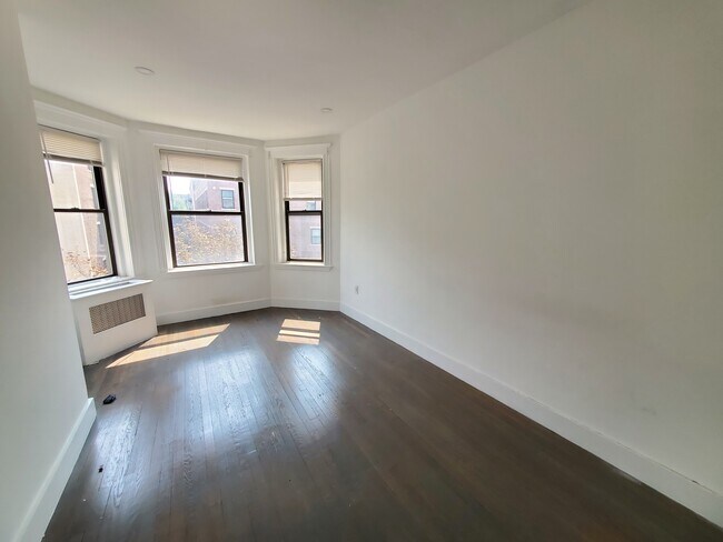 property at 5 Peterborough St