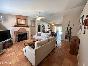 16040 N Boulder Dr in Fountain Hills, AZ - Building Photo - Building Photo