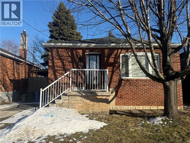 85 E 11th St in Hamilton, ON - Building Photo - Building Photo