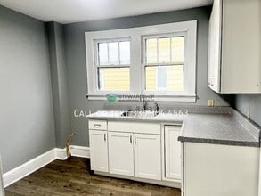 1012 Brown St in Akron, OH - Building Photo - Building Photo