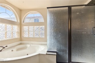 8461 Moondance Cellars Ct in Las Vegas, NV - Building Photo - Building Photo