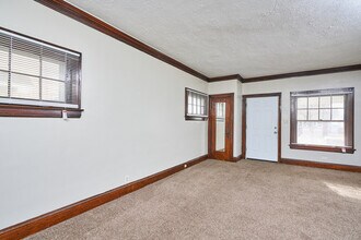 349 Beechwood Dr in Akron, OH - Building Photo - Building Photo