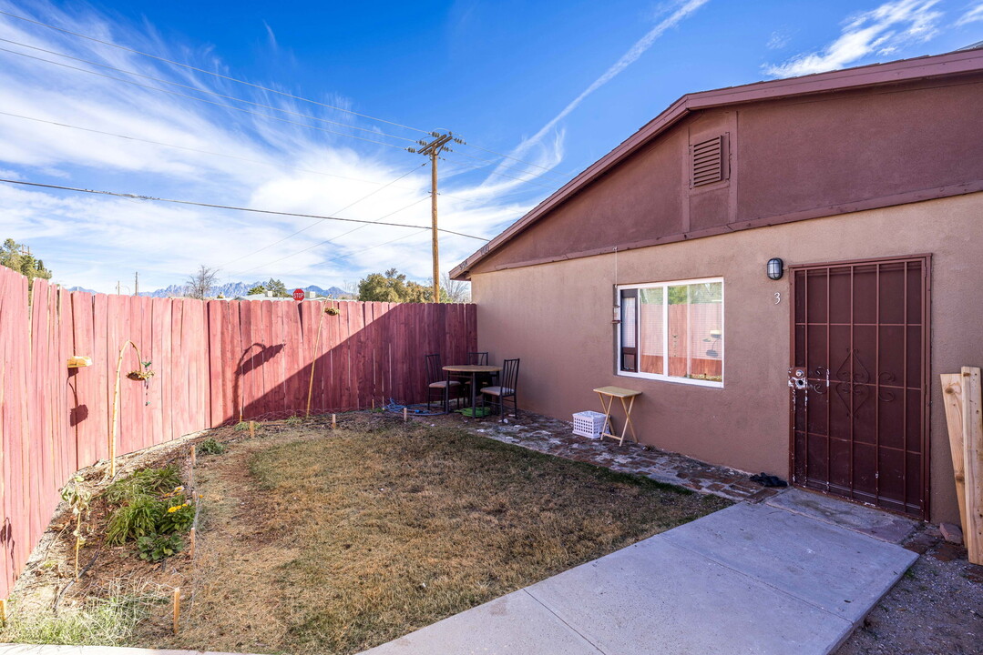 950 Augustine ave in Las Cruces, NM - Building Photo