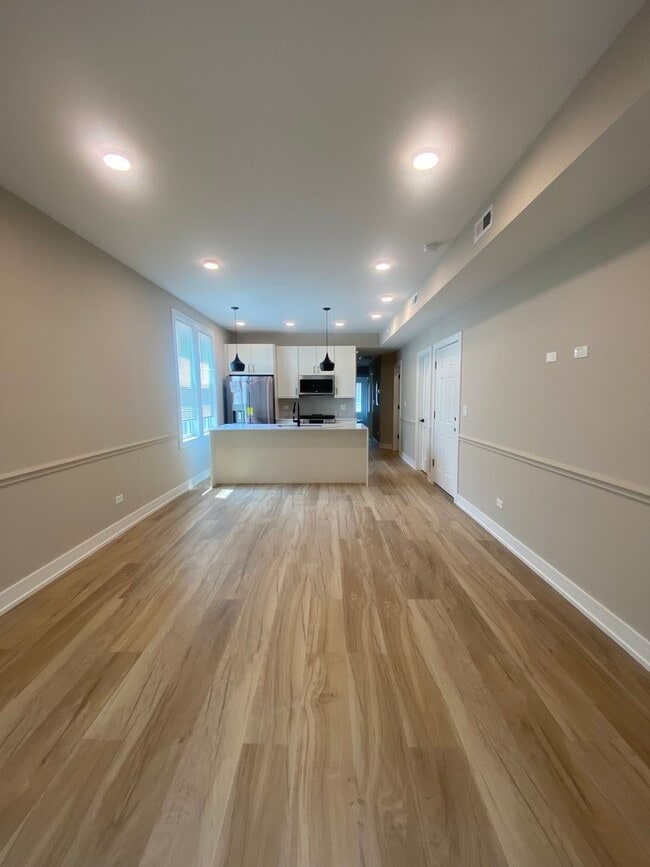 2934 N Avers Ave in Chicago, IL - Building Photo - Building Photo