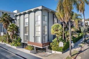 Park Plaza Apartments in Los Angeles, CA - Building Photo