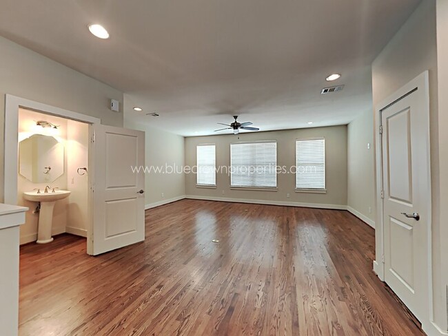 1508 Hope St in Dallas, TX - Foto de edificio - Building Photo