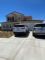 1377 Provence Ct in Hemet, CA - Building Photo