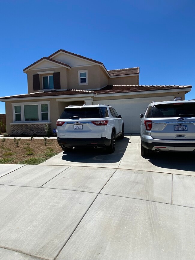 property at 1377 Provence Ct
