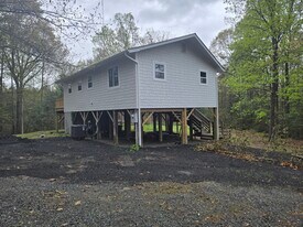 13209 Harmony Ln in King George, VA - Building Photo