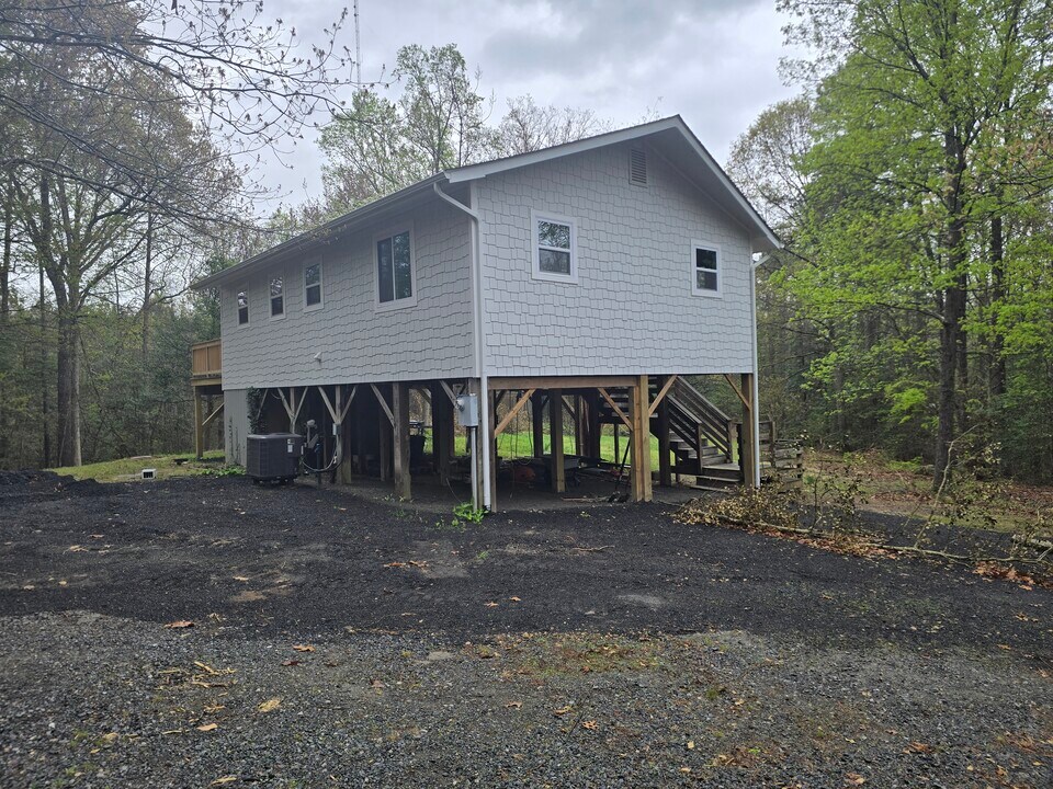 13209 Harmony Ln in King George, VA - Building Photo