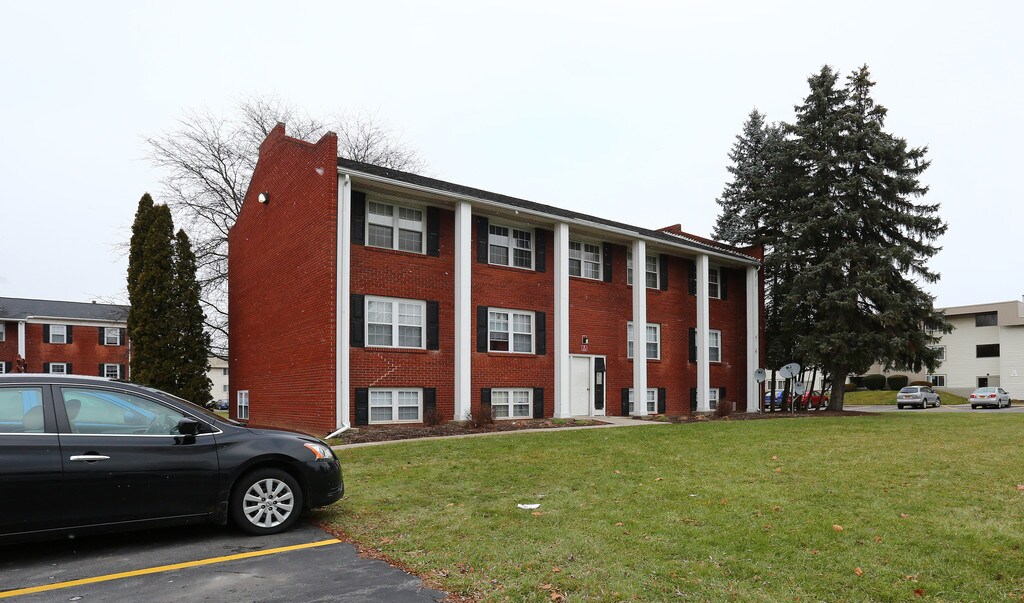 Red Coach Apartments Baldwinsville, NY Apartments For Rent