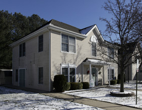 The Laurels in Dover, DE - Building Photo - Building Photo