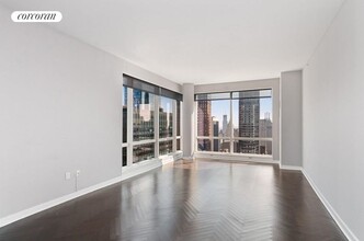 230 W 56th St in New York, NY - Building Photo - Building Photo