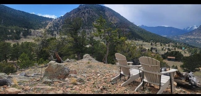 2100 Marys Lake Rd, Unit Upper Unit in Estes Park, CO - Building Photo - Building Photo