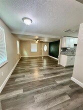 5320 Cherry Ave in Seffner, FL - Foto de edificio - Building Photo