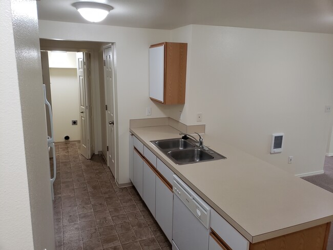 8061 W Cory Ct, Unit 8061 W Cory Ct #101 in Boise, ID - Building Photo - Building Photo