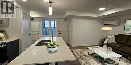 31 Mill St in Kitchener, ON - Building Photo - Building Photo