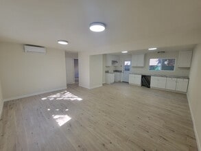 303 Ohio St, Unit 1 in Pasadena, CA - Foto de edificio - Building Photo