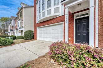 2934 Wintercrest Dr in Dunwoody, GA - Building Photo - Building Photo