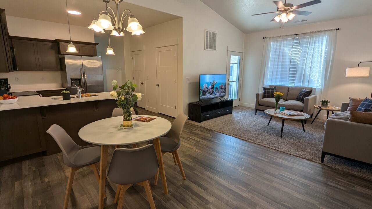 1984 N 3410 W, Unit R-303 in Eagle Mountain, UT - Building Photo