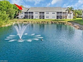 4910 Cougar Ct N in Naples, FL - Building Photo