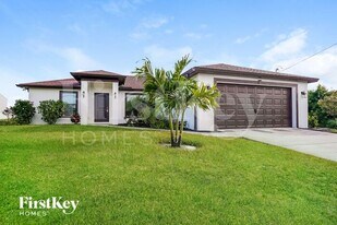 2712 38th St SW in Lehigh Acres, FL - Building Photo