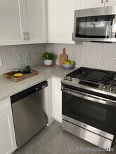 233 Lafayette St in Salem, MA - Foto de edificio - Building Photo