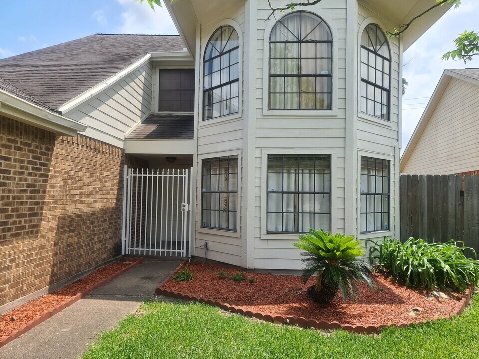 3131 Meadway Dr in Houston, TX - Building Photo